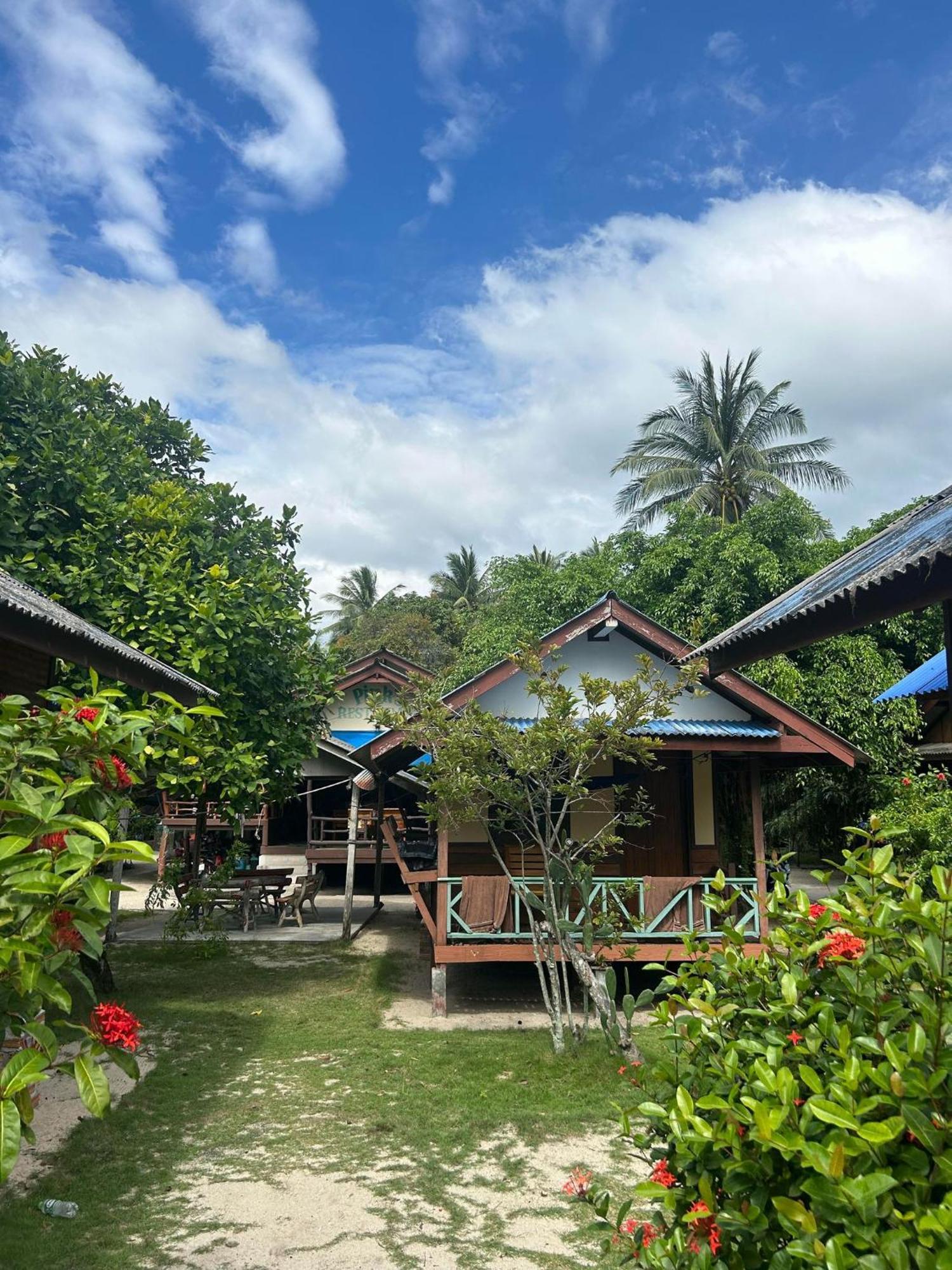 Pinks Bungalow Hotel Baan Tai Eksteriør billede